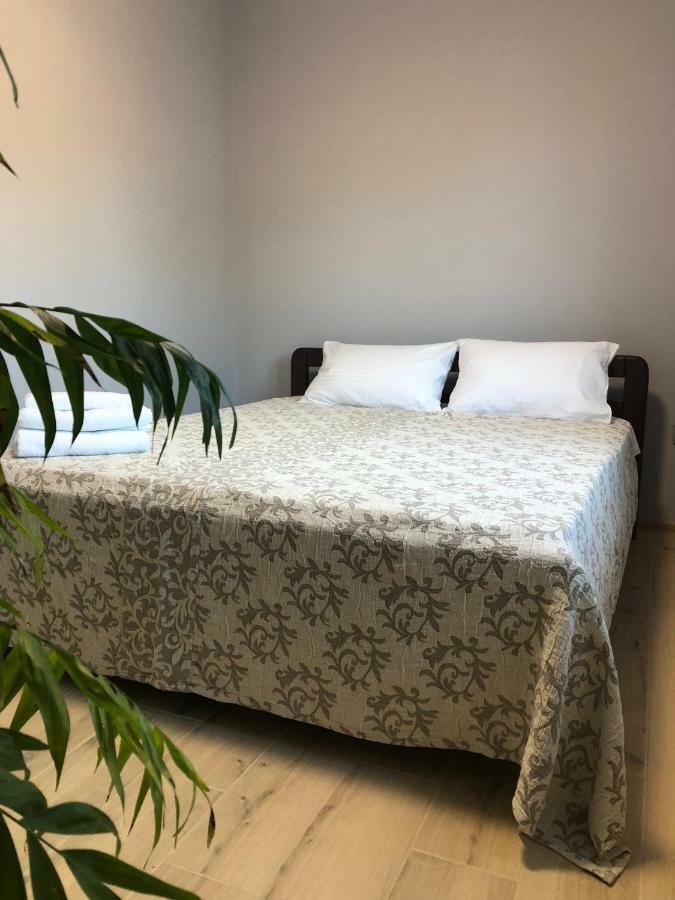 Reef Apartments Odessa Extérieur photo