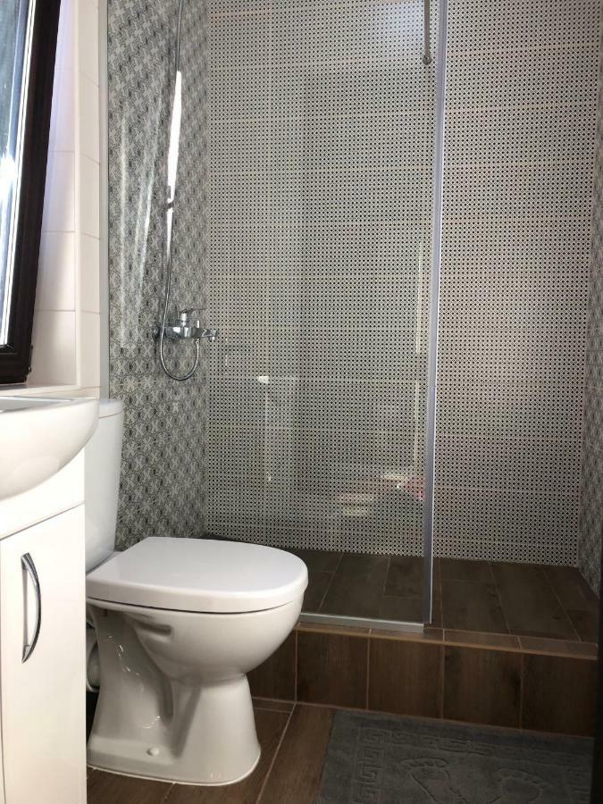 Reef Apartments Odessa Extérieur photo