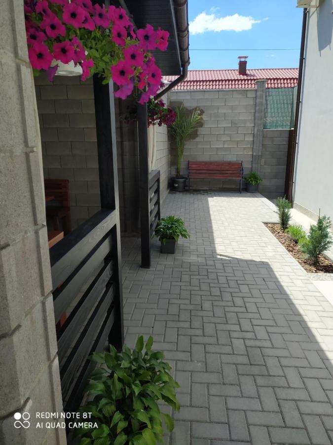 Reef Apartments Odessa Extérieur photo