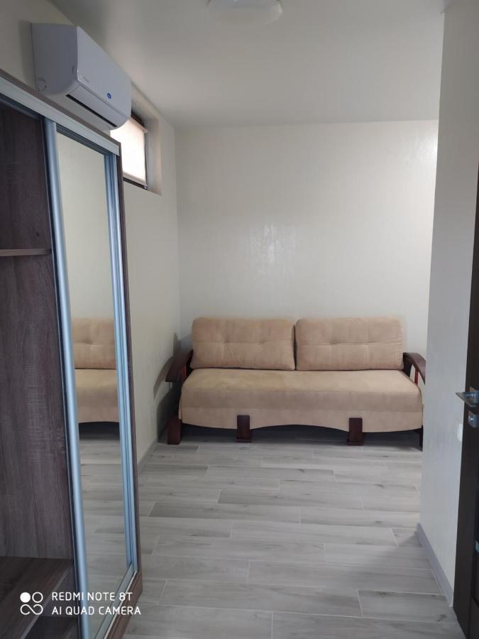 Reef Apartments Odessa Extérieur photo